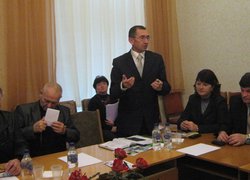 Куратор відокремлених структурних підрозділів УНУС Костогриз Петро Васильович підвів підсумки засідання круглого столу